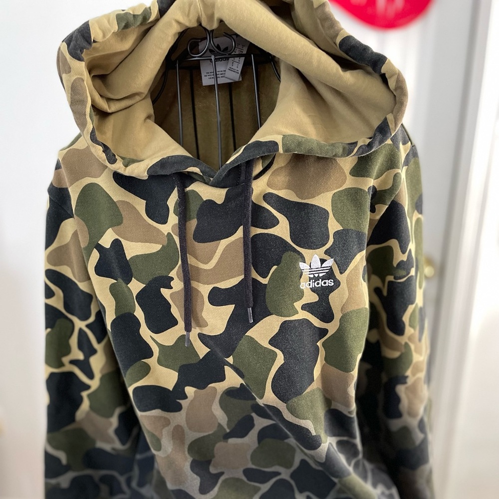 Adidas men’s hoodie sweatshirt. Size small